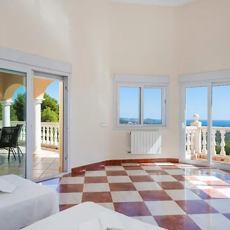 Ros - Plusholidays Villa Calpe