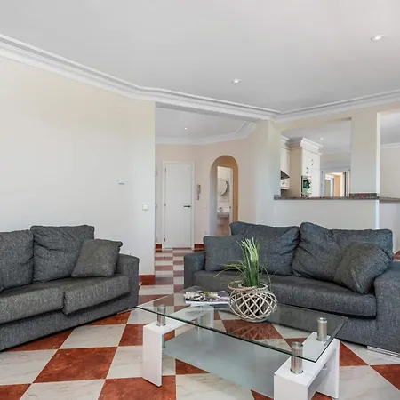 Ros - Plusholidays * Calpe