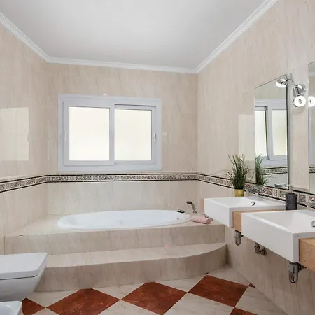 Villa Ros - Plusholidays *