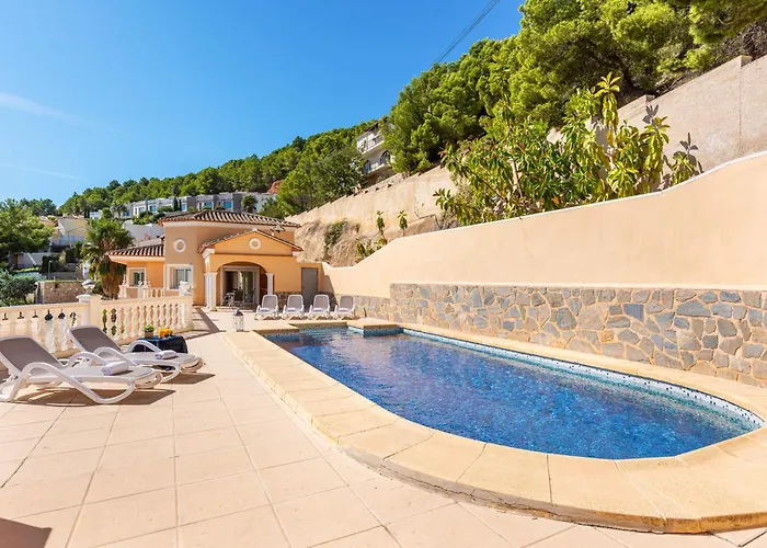 Ros - Plusholidays 빌라