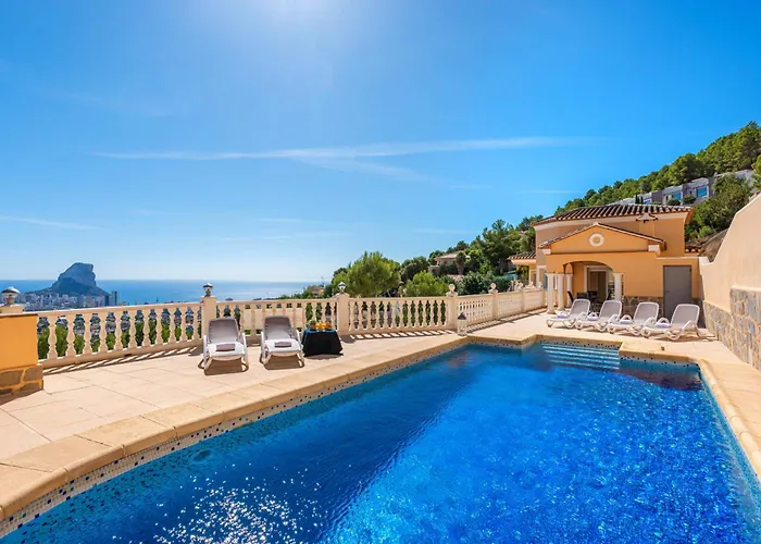 Ros - Plusholidays 빌라 *