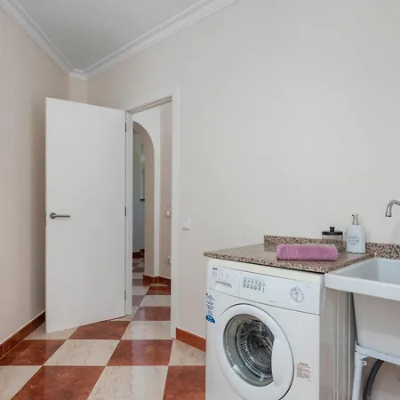 Вілла Ros - Plusholidays