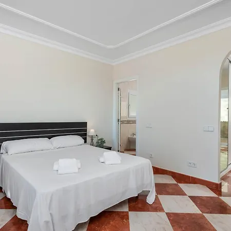 Ros - Plusholidays Вілла *